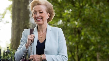 Conservadores británicos eligen a los dos finalistas a suceder a David Cameron