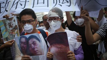 Damnificados de explosiones en Tianjin piden indemnización y explicaciones