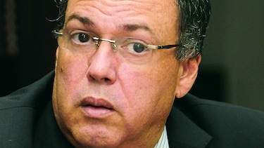 Acusan a Ayú Prado de idear plan para legalizar pinchazos