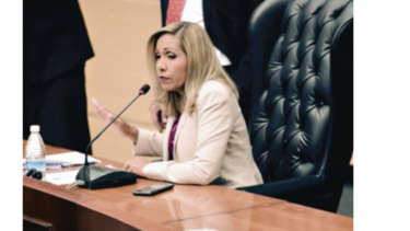 Ábrego presenta informe; la impugnan como diputada del 8-2