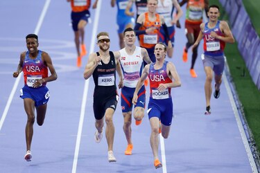 Sorpresa en los 1,500 metros: el estadounidense Cole Hocker destrona al favorito Ingebrigtsen
