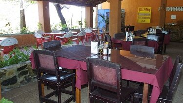 Asaltan restaurante Los Camisones, en la vía Interamericana