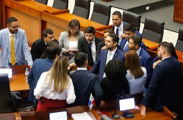 Diputados de Vamos niegan una alianza con el PRD en las reformas a la CSS