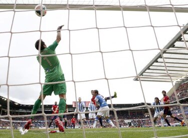 Real Sociedad y Osasuna empatan; Valladolid gana
