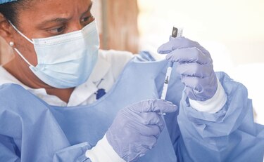 Asignaciones millonarias para salud y educación