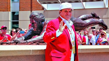 Pete Rose devela su estatua