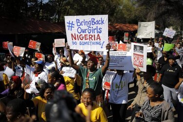 Gobierno nigeriano mantiene 'todas las opciones' para rescatar a niñas