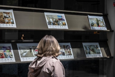 Por qué los grandes fondos de inversión de Estados Unidos apostaron por comprar casas en España y qué papel tienen en la crisis de vivienda