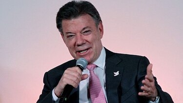Santos se compromete a combatir la impunidad en crímenes de periodistas