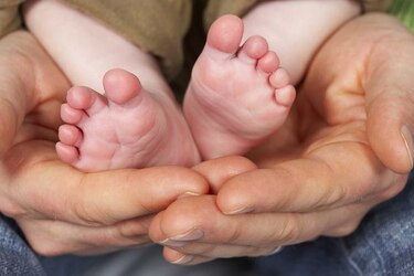Promulgan ley que crea la licencia de paternidad