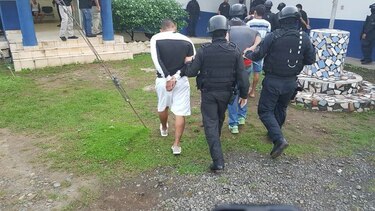 Policía detiene a nueve personas en operativo antipandillas