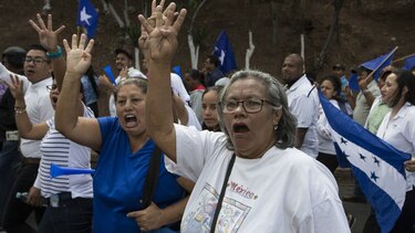 Oficialismo vuelve a las calles para reclamar triunfo electoral en Honduras