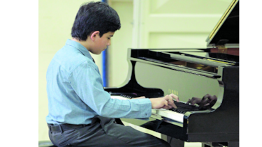 Pianistas juveniles, a escena