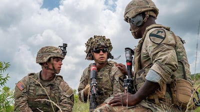 Estados Unidos planea inscribir automáticamente a los jóvenes varones en el registro para prestar el servicio militar