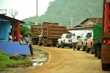 Funcionarios protestaron por siete horas en Portobelo