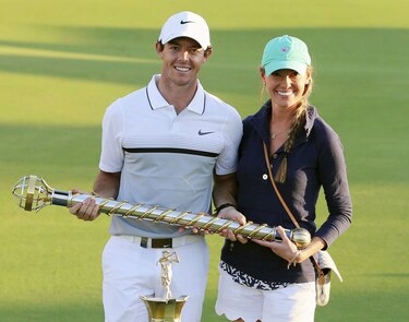 Rory McIlroy gana en Dubái y revalida su condición de número uno