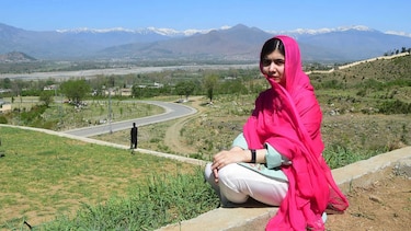 Malala visita su pueblo natal por primera vez en seis años