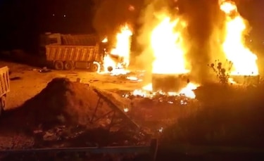 Al menos 20 muertos al explotar camión cisterna al norte de Líbano