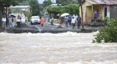 Lluvias dejan un muerto y pérdidas millonarias en República Dominicana