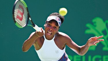 Venus Williams se complica para derrotar a Bertens