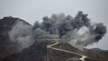 Corea del Sur dinamita una garita en frontera con Corea del Norte