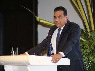 Luis Ernesto Carles pide a Juan Carlos Varela 'echarse a un lado'