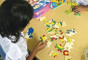 Escuelas, en el debate de bajar la mensualidad
