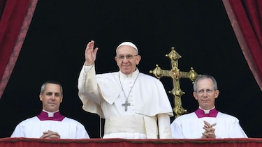 Papa Francisco pide conciliación en Colombia y Venezuela
