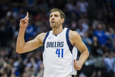 Nowitzki supera a Chamberlain en la lista histórica de anotadores de la NBA