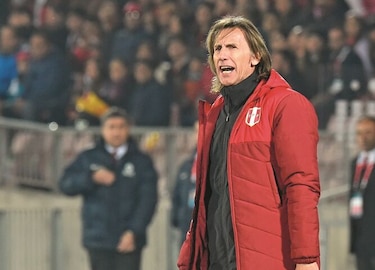 Perú quedó en deuda en sus dos juegos contra Uruguay