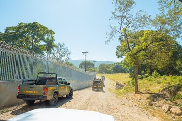 La primera fase del muro dominicano con Haití está al 84% 