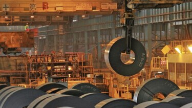 Atenta a China, BHP busca elevar producción de mineral de hierro