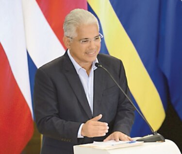 Blandón anuncia fecha de su cierre de campaña