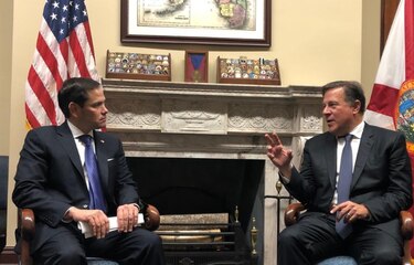 Presidente Varela se reúne con senadores Rubio y Scott