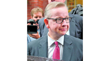 Gove lanza campaña para primer ministro