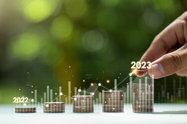 Practicar buenos hábitos financieros permitirá cumplir las metas del 2023