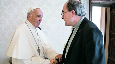 El papa recibe a un cardenal investigado