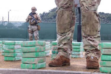 Redes de narcotráfico redefinen sus rutas; Europa es la favorita