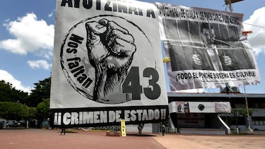 Peña Nieto se reunirá con padres de normalistas desaparecidos