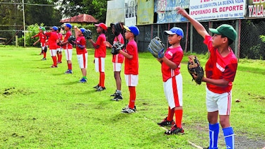 Selección Sub 10 de Chitré entrena a todo vapor