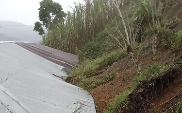 Dos menores murieron por deslizamientos de tierra en el noroeste de Colombia