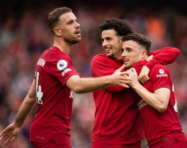 El Liverpool se aprovecha de las fallas del Tottenham