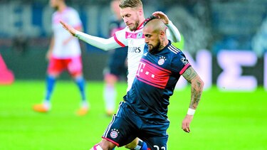 Bayern Munich le pisa los talones al Dortmund