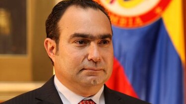 Vinculan a magistrado Jorge Pretelt con las Autodefensas