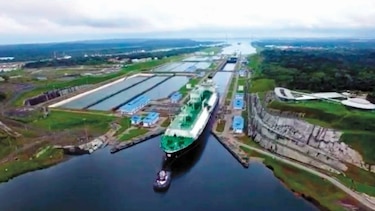 Canal de Panamá alcanza 4 mil tránsitos de neopanamax