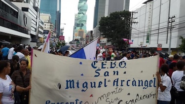 Docentes mantienen paro; mañana protestarán en la calle 50