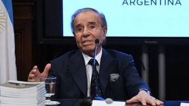 Absuelven al expresidente argentino Carlos Menem por tráfico de armas