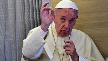 El Papa dice que se necesita una revolución de cariño