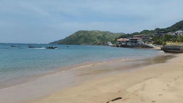 Permiten el acceso de bañistas a Taboga