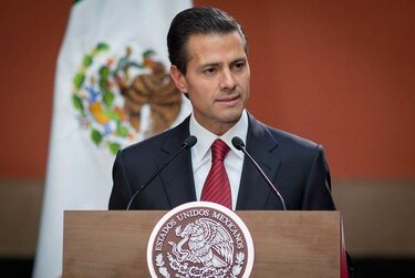 Peña Nieto ordena mejorar control de vehículos ante contaminación en Ciudad de México
